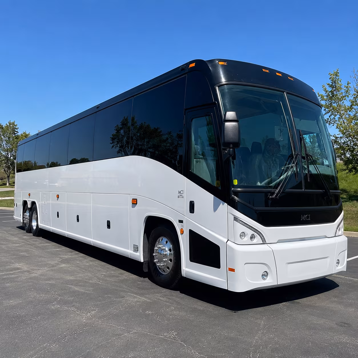 bus rental options for yakima trips