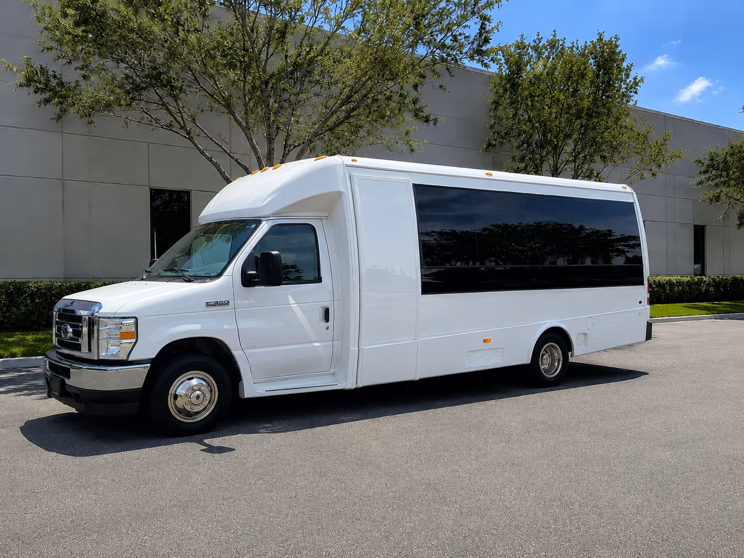 bus rentals for agricultural industry and winery corporate groups