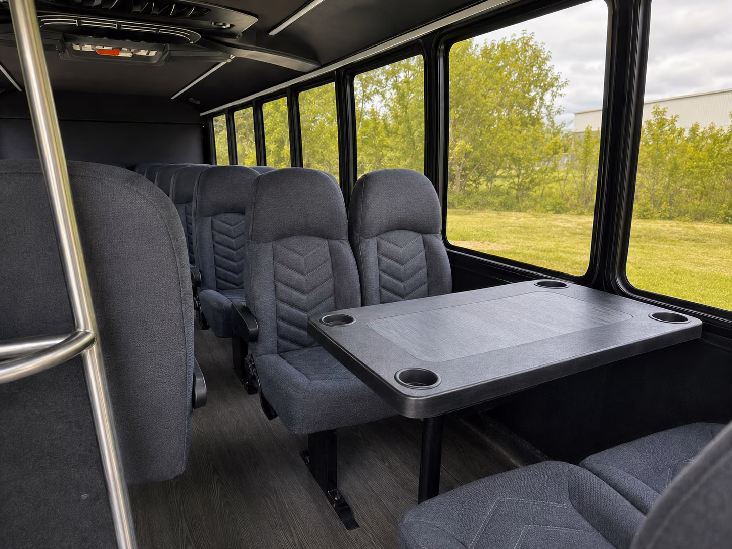 charter buses for vineyard and winery wedding venues in the yakima valley