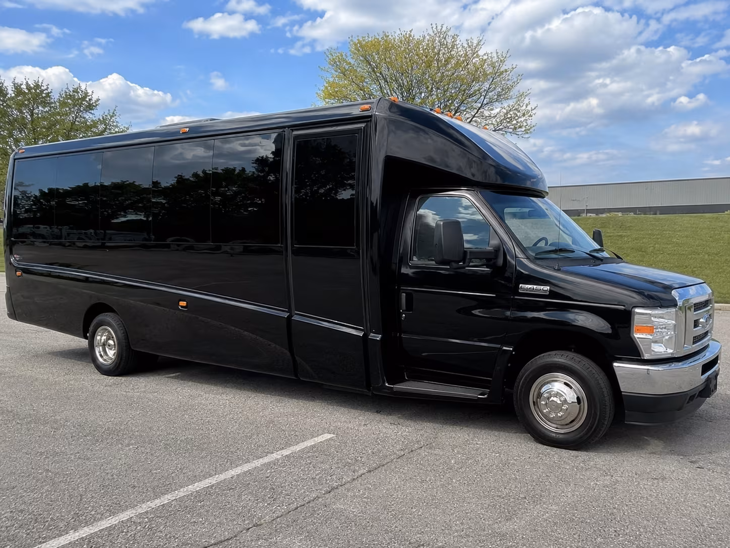 charter buses to yakima valley sundome shows and events