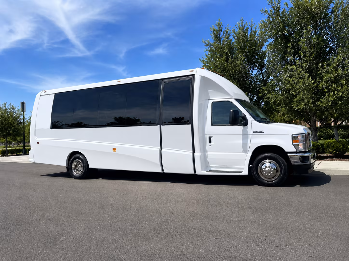 employee shuttle buses for yakima businesses of every size