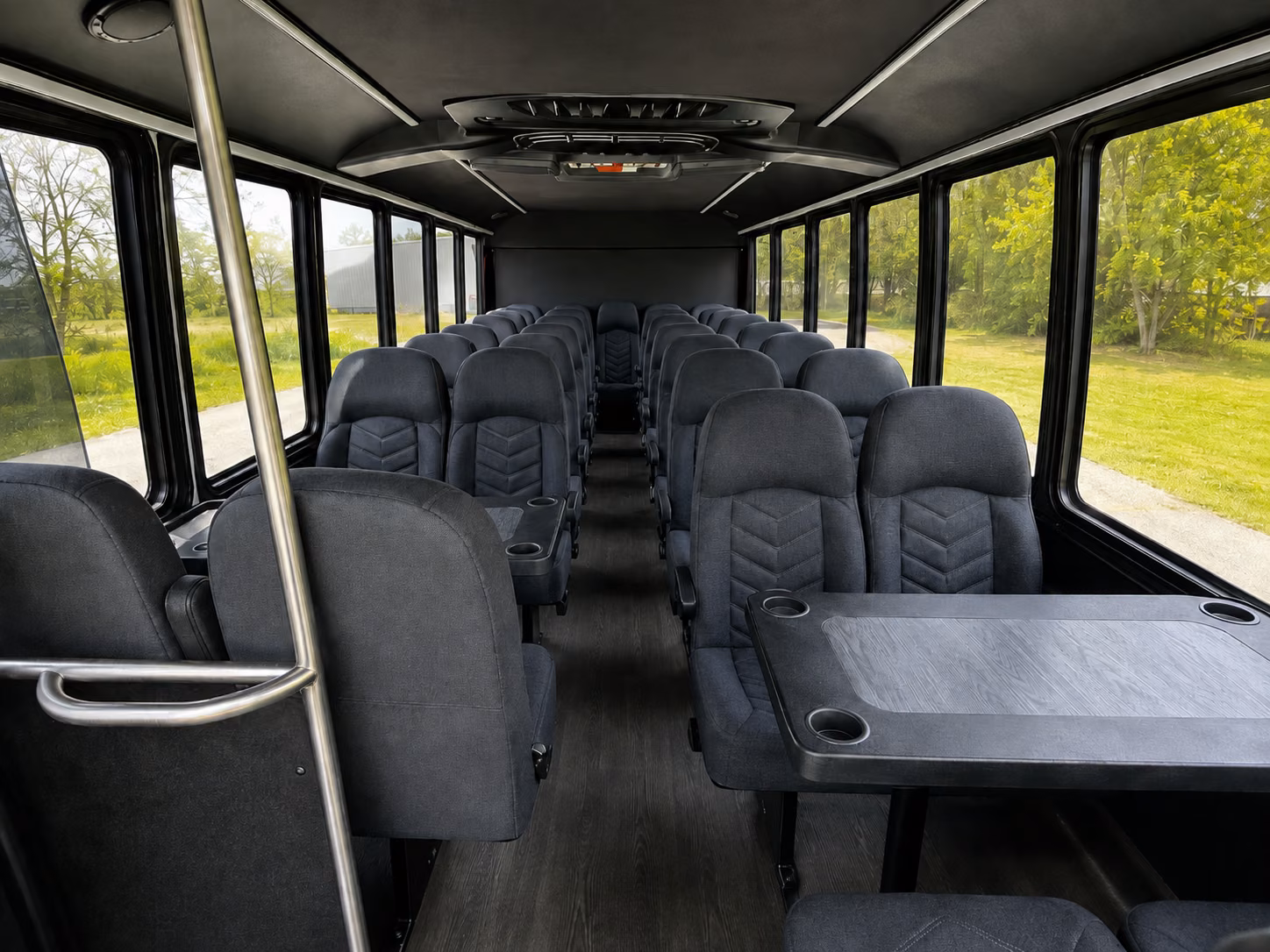 minibus rentals for yakima rehearsal dinners and day before events