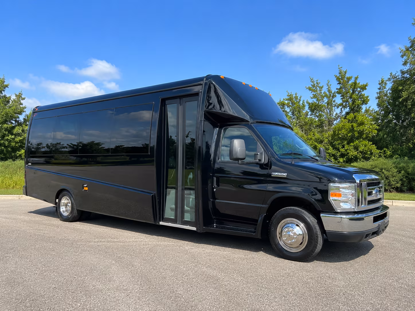 pre prom dinner and after party bus rentals in yakima