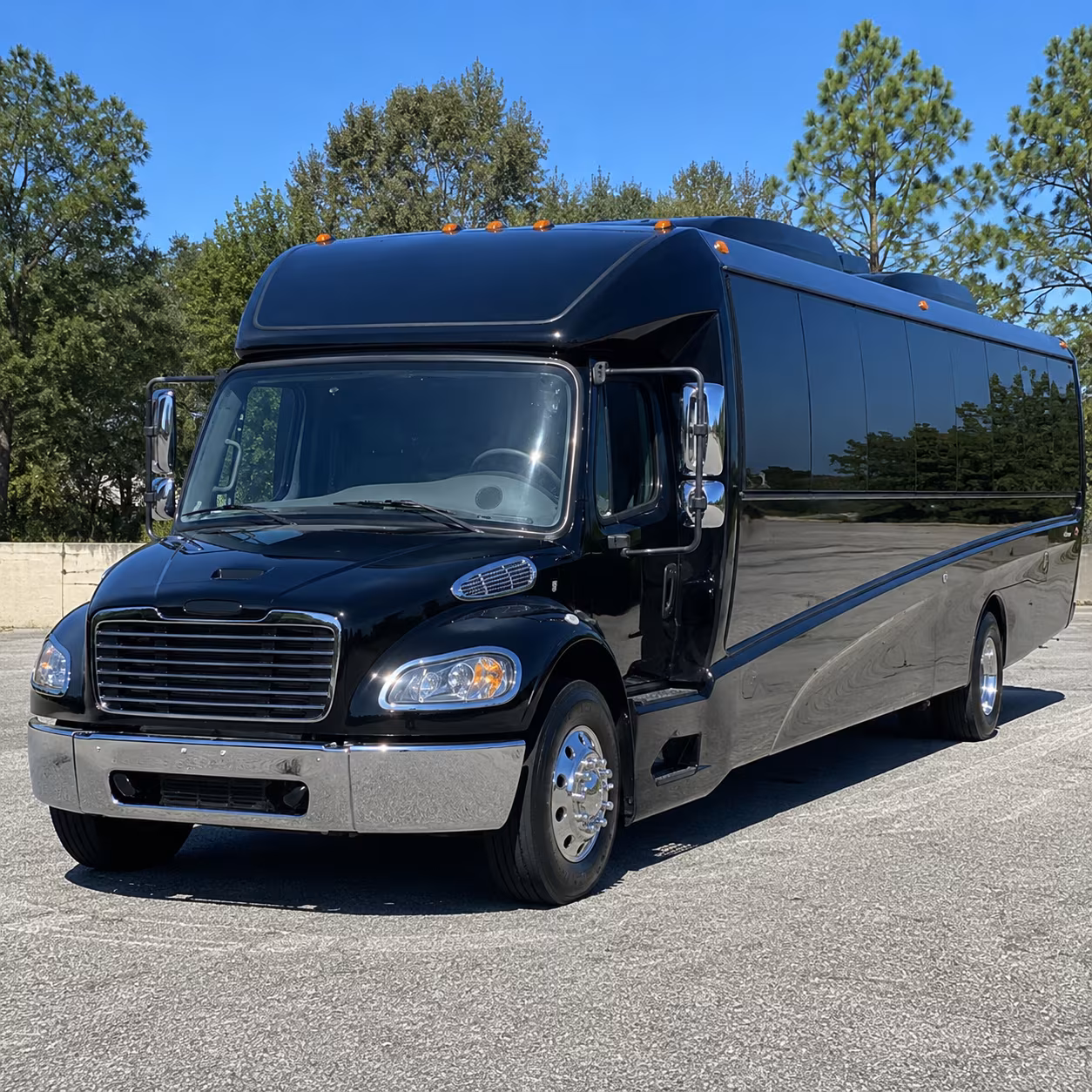 yakima 35 passenger minibus